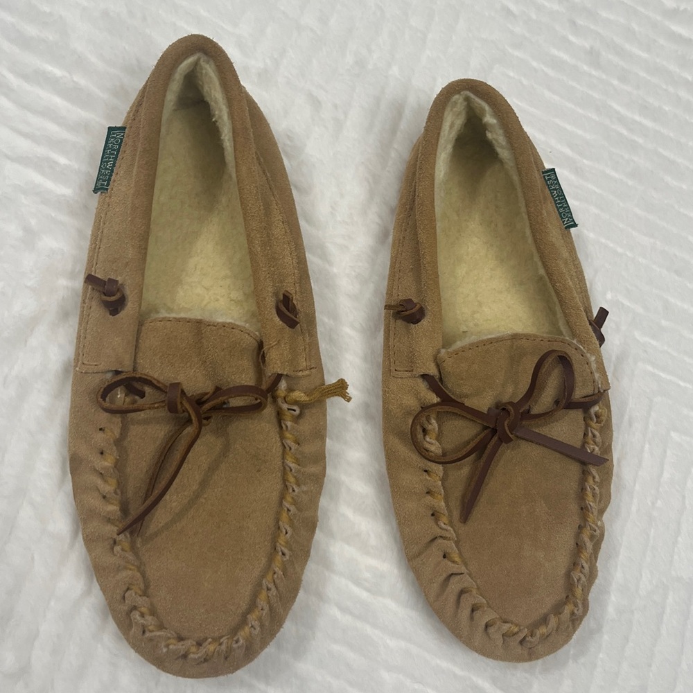 Northwest Territory Tan Leather Suede Moccasin Slippers‎ with Shearling Lining 6